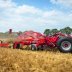 Pellolla työksentelemässä Horsch Joker 6 RT -lautasmuokkain