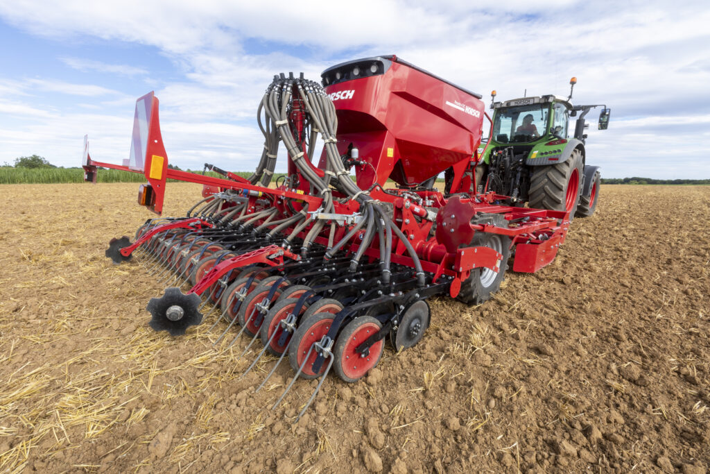 Horsch Pronto 3-4 DC kylvökone työskentelee pellolla.