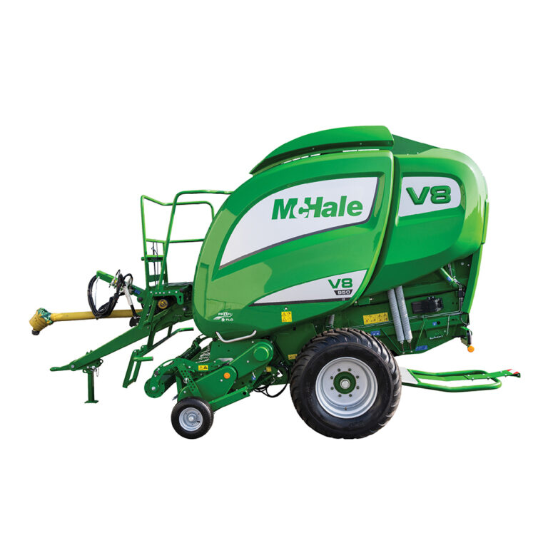 McHale V8950-II muuttuvakammioinen paalain ilman taustaa.