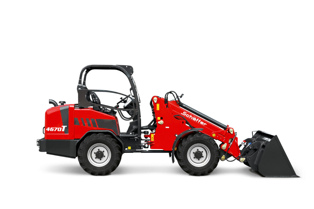 Schäffer 4670 T-3 -teleskooppikuormaaja.