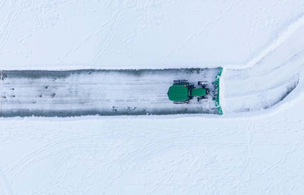 Sami-tekonurmiaura dronekuva.