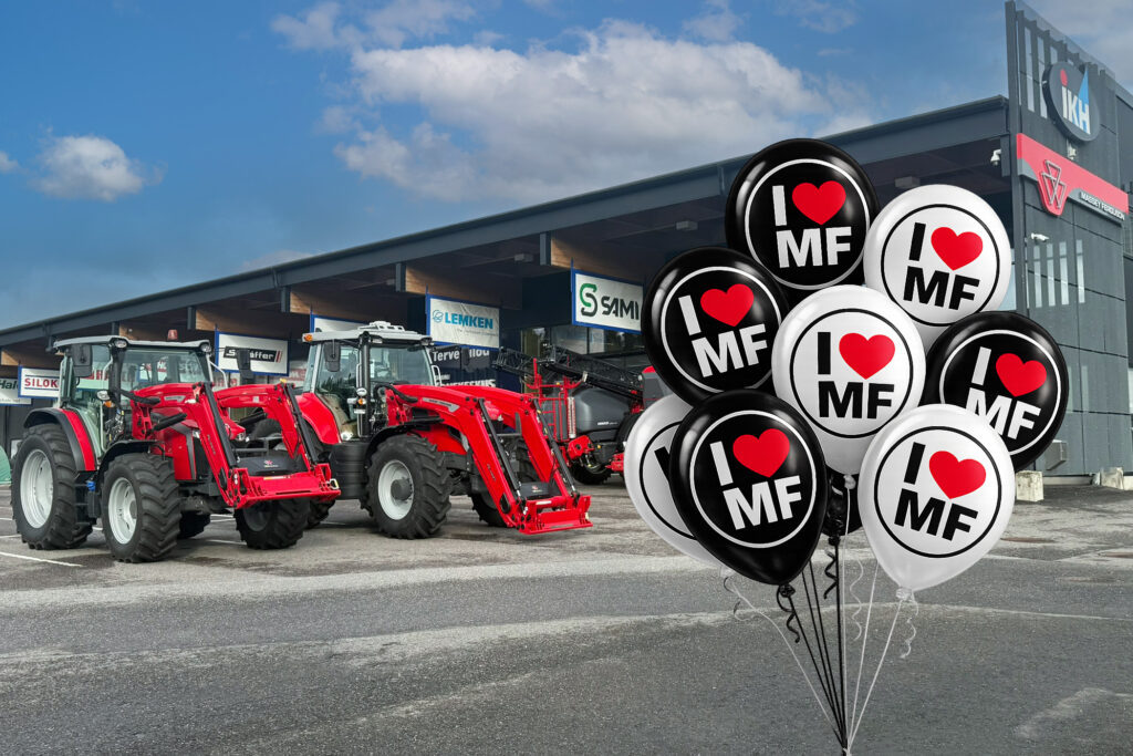 Massey Ferguson -traktorit Turun Konekeskuksen pihalla.